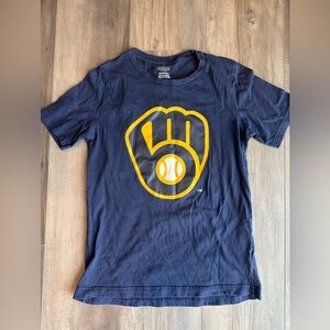 Boys Milwaukee Brewers Tshirt, size 10